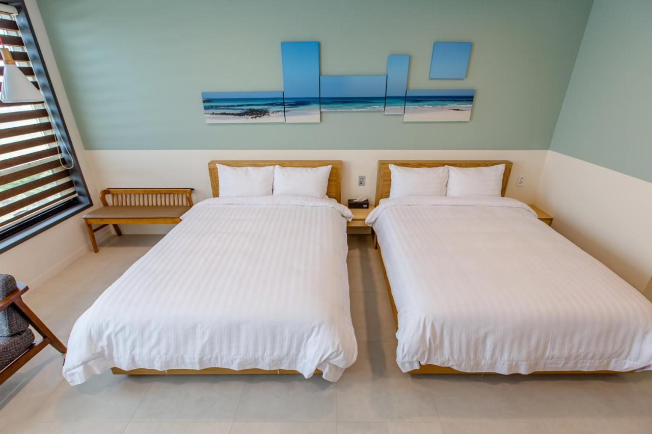 Lunamar Pension เมืองเชจู ภายนอก รูปภาพ