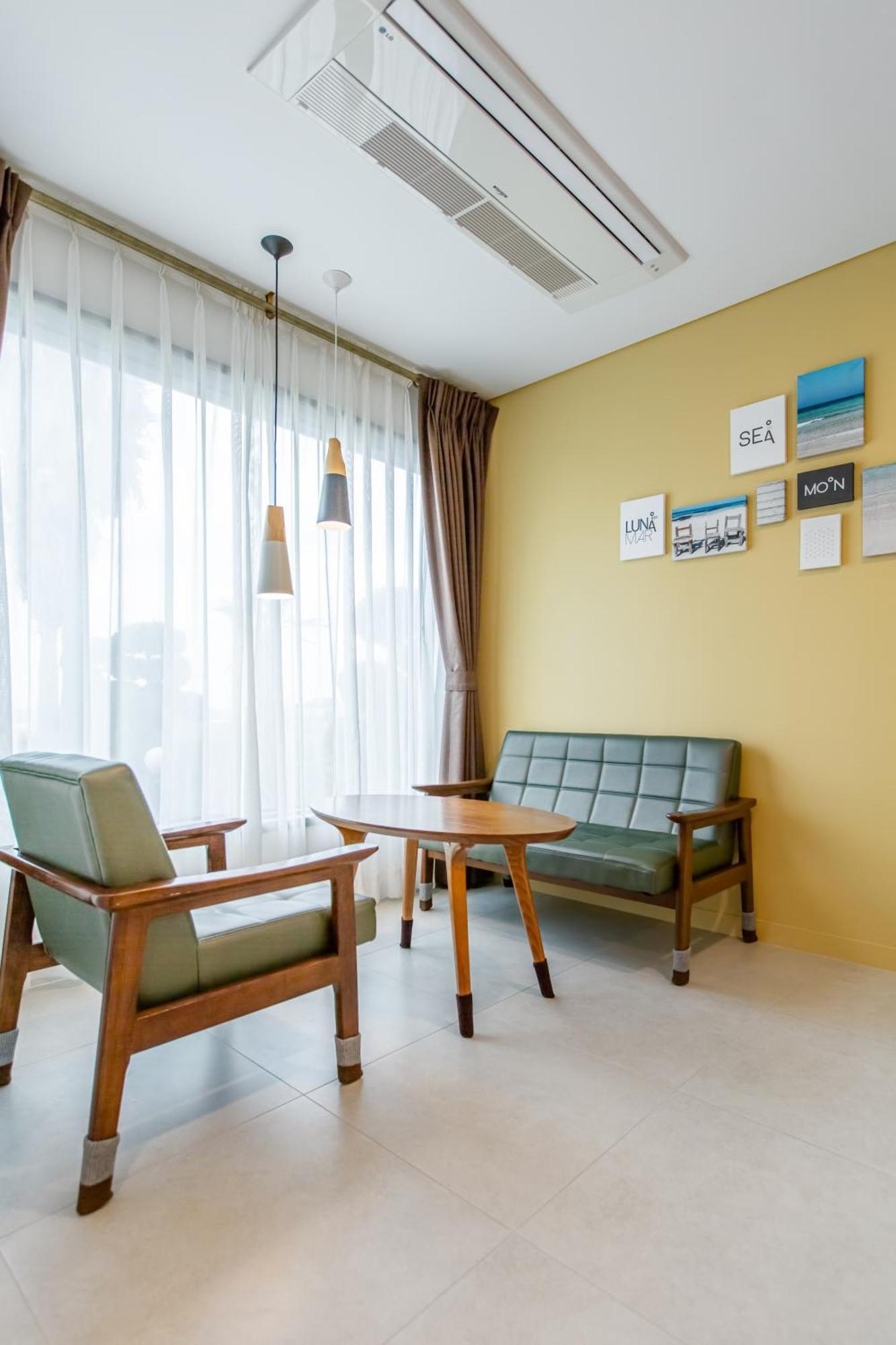 Lunamar Pension เมืองเชจู ภายนอก รูปภาพ